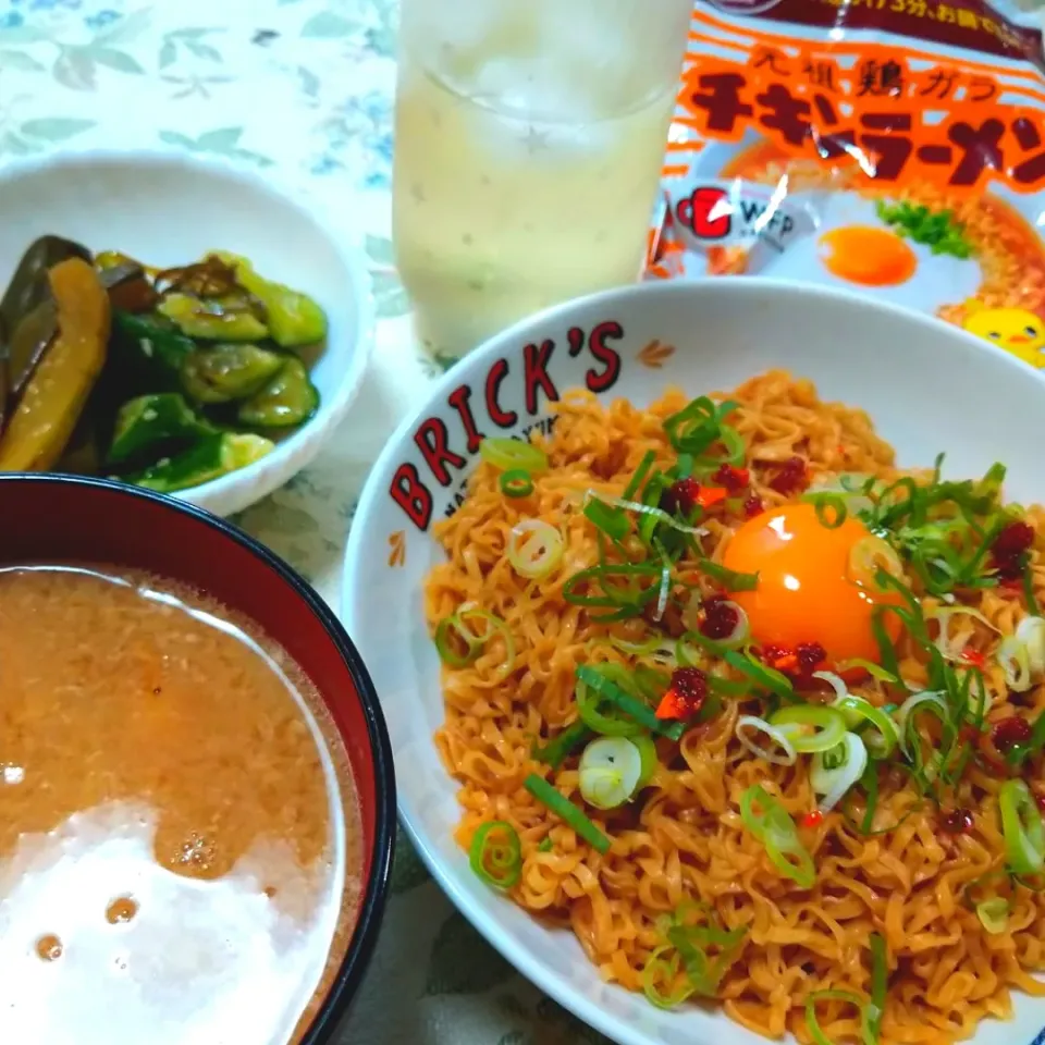 チキンラーメンで🍜つけ油そば|うたかた。さん