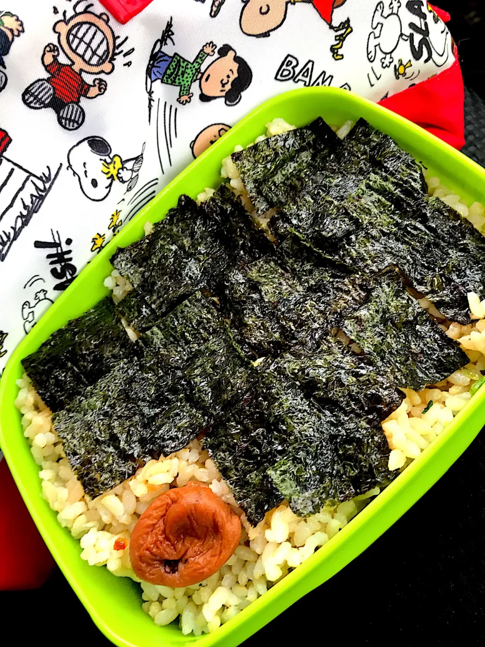 #昼飯　梅何かの葉おかか海苔段々ロウカット玄米ご飯弁当|ms903さん