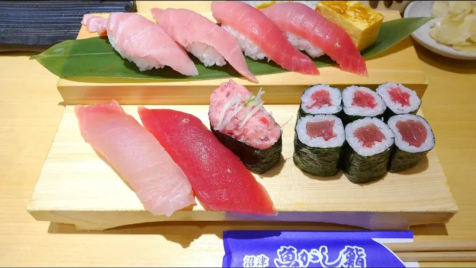 Snapdishの料理写真:7/4の夕食は外食～🍣
沼津魚がし鮨でまぐろづくし|卯月さん