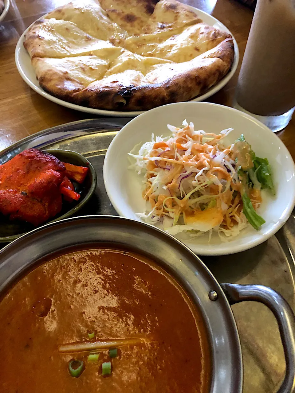 Snapdishの料理写真:マトンカレー+チーズナン@ナマステキッチン（原市）|Kazuya Miyukiさん