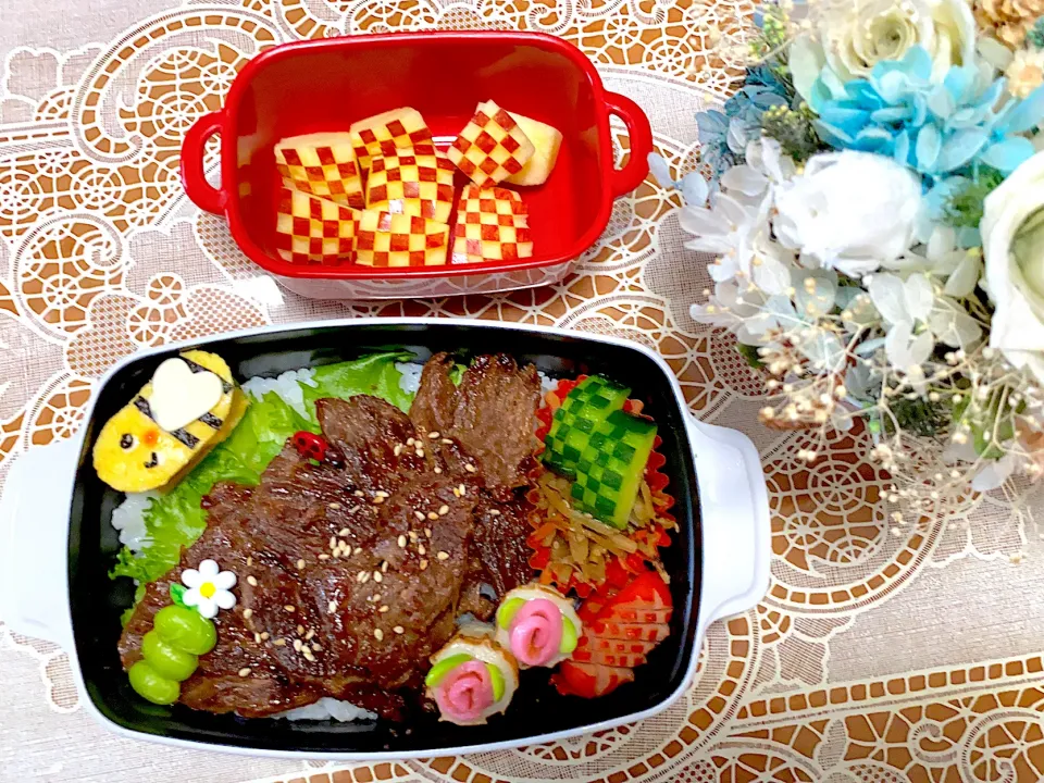 2021.7.9はお花畑の焼き肉弁当❤️|makoさん