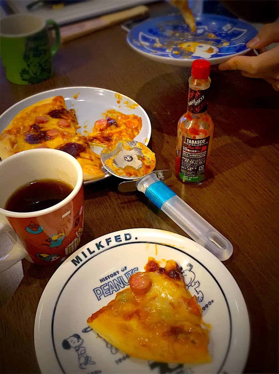 サルサソース&ボロネーゼソースのピザ🍕　コーヒー☕️|ch＊K*∀o(^^*)♪さん