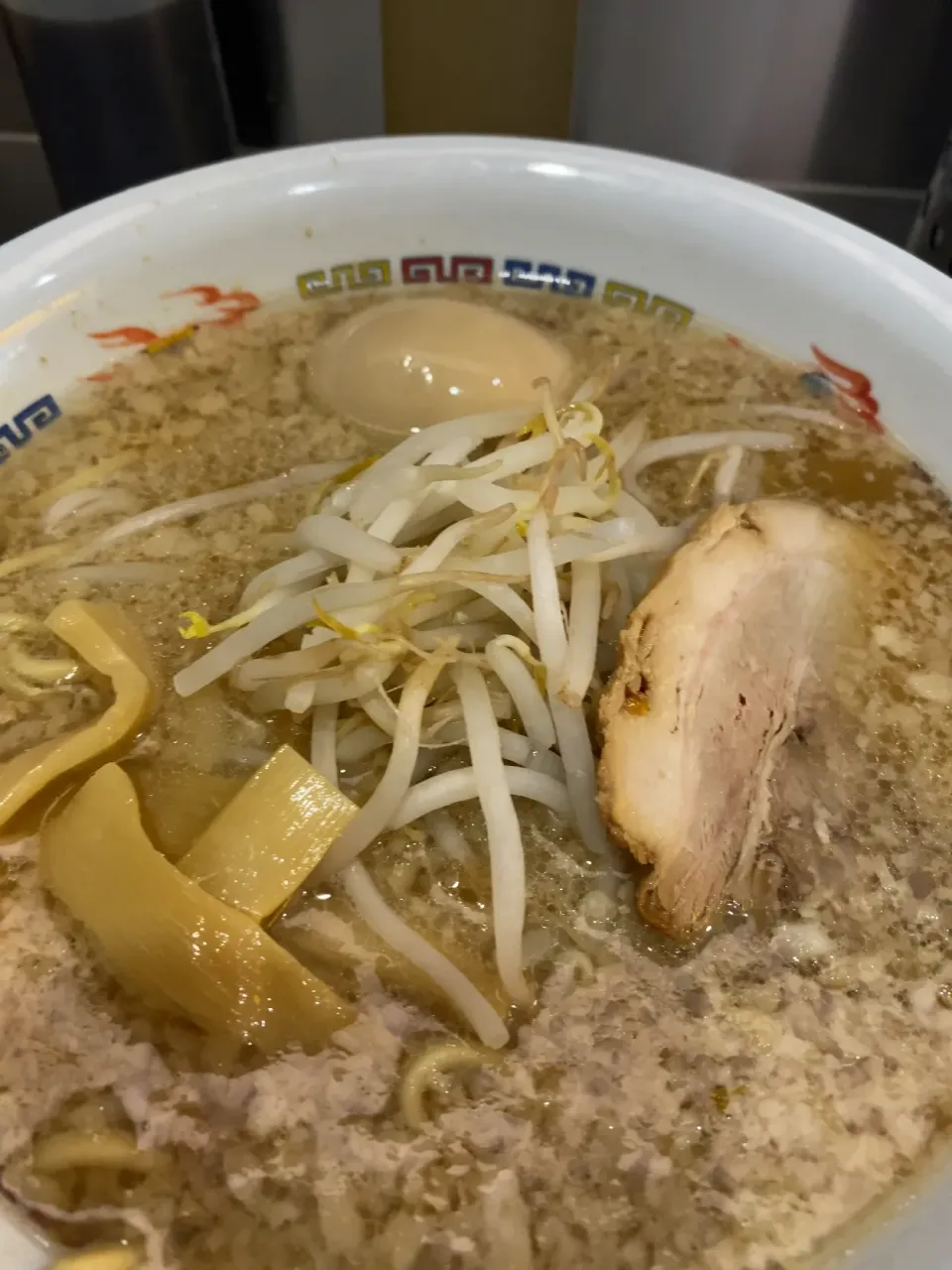 東京都渋谷区千駄ヶ谷　ホープ軒並千駄ヶ谷店の味玉トッピングのラーメン|タカちゃんさん