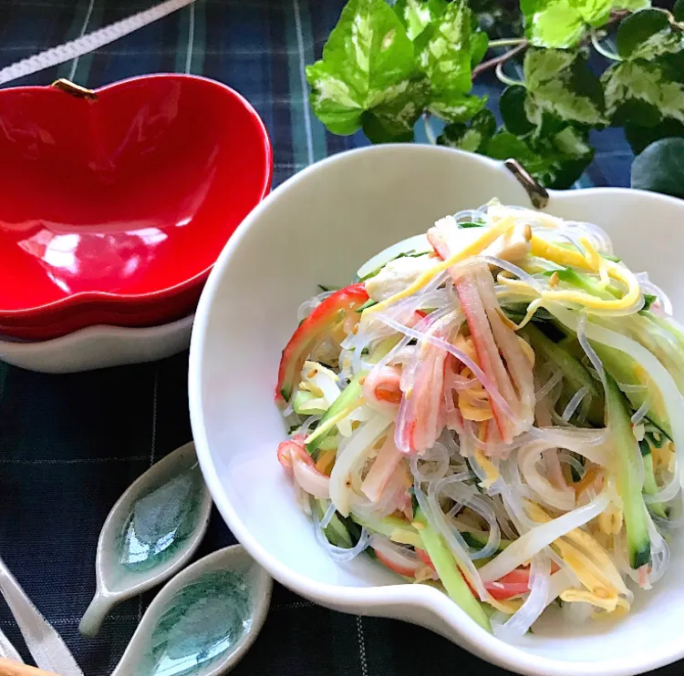 🌈子供の頃からの大好物💕中華風春雨サラダ🥗|Hollyさん