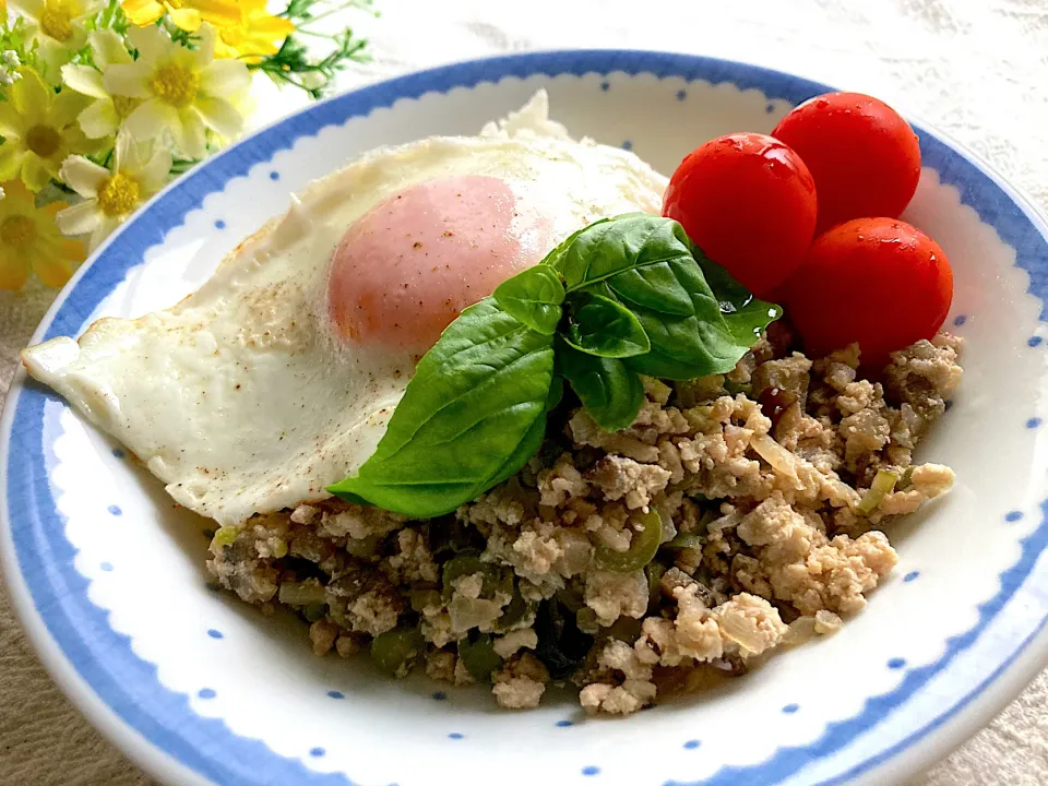 Snapdishの料理写真:＊ガパオライス🌿＊|＊抹茶＊さん