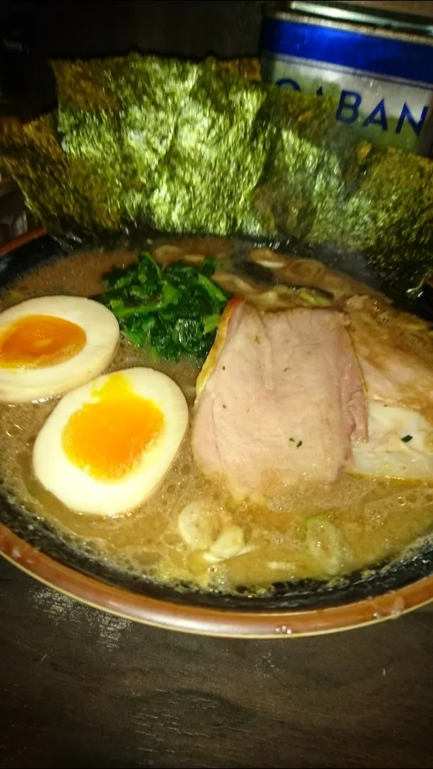 東京都千代田区内神田「神田ラーメンわいず」の のり玉ラーメン|タカシさん