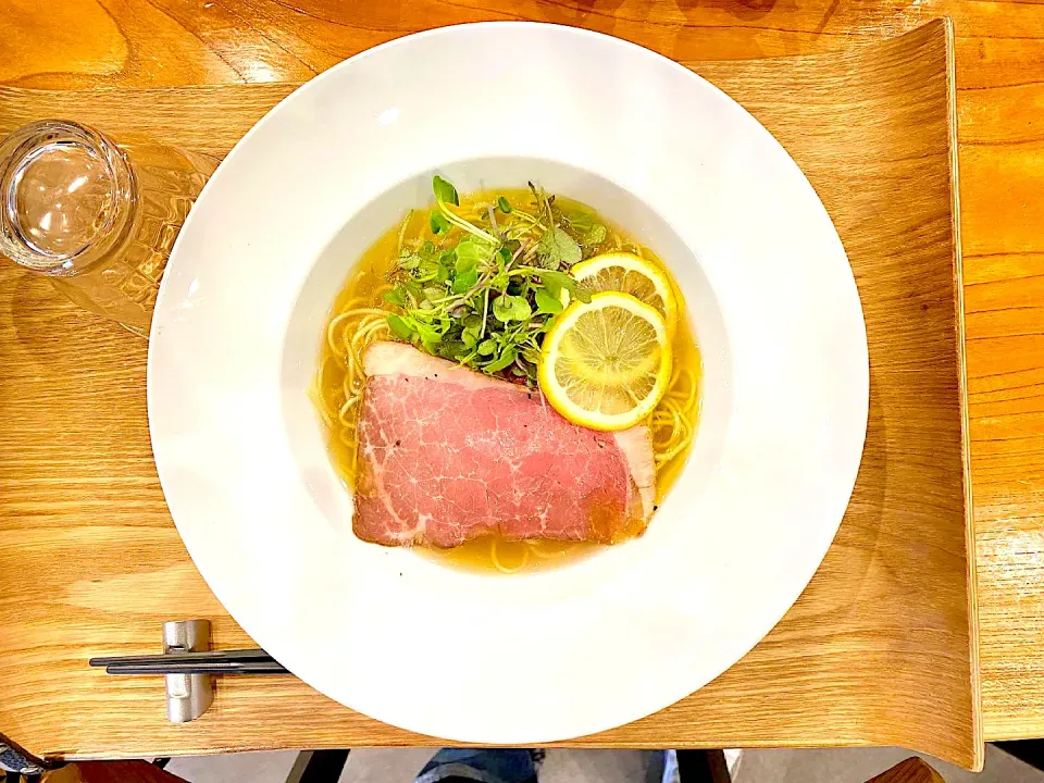 冷やし牛塩ラーメン|颯爽の遊び場さん