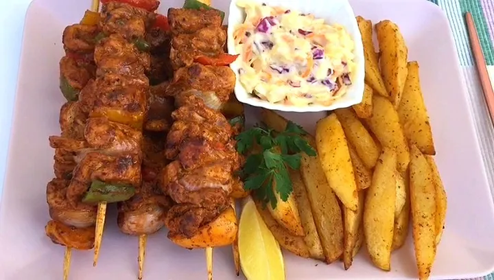 Chicken Kebab Served With Potato Wedges|MKVさん