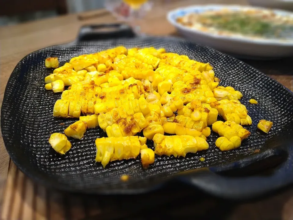 古尾谷りかこさんの料理 焼きもろこしのカレー醤油|古尾谷りかこさん