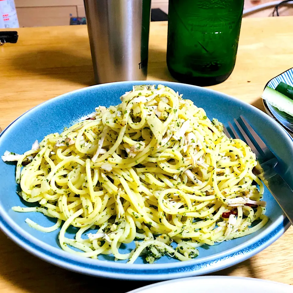 Snapdishの料理写真:たっぷり大葉のジェノベパスタ🍝|MinaDaiさん