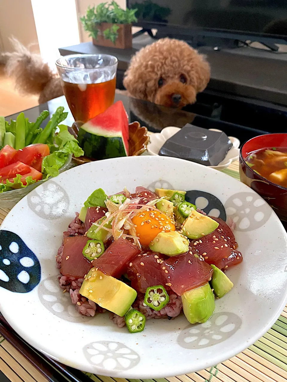 Snapdishの料理写真:ゆかりさんの料理 ポキ丼😋|ゆかりさん