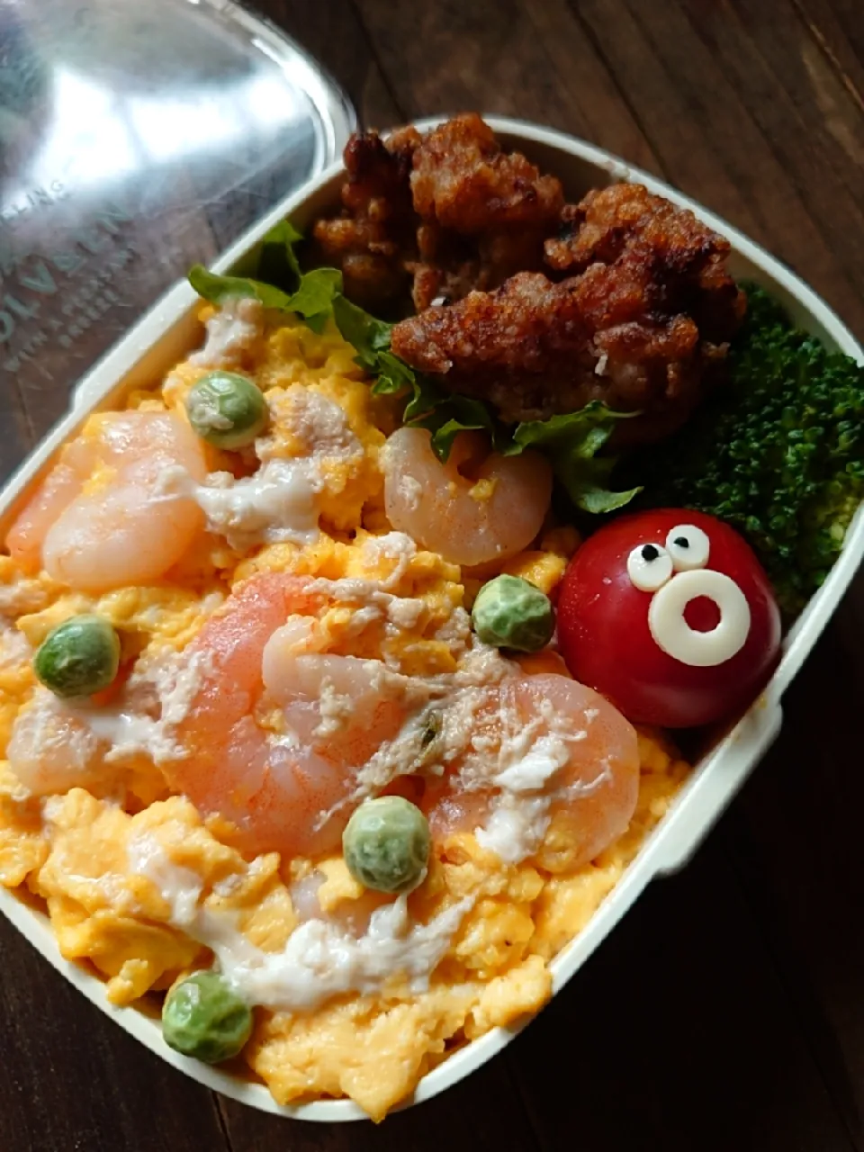 漢の…長女用🍱カニじゃなくてエビ玉丼弁当|ᵏᵒᵘさん