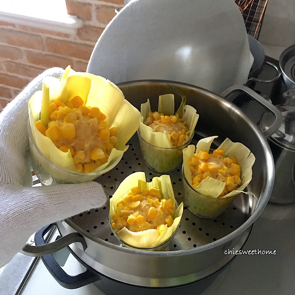 Snapdishの料理写真:るん♪さんの料理 とうもろこし蒸しパン🌽♪|chieko ♪さん