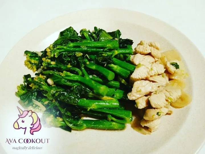 Stir Fried Babykailan
Check out the recipe at my YouTube Channel
 ' Ava Cookout '|Averine Micheleさん