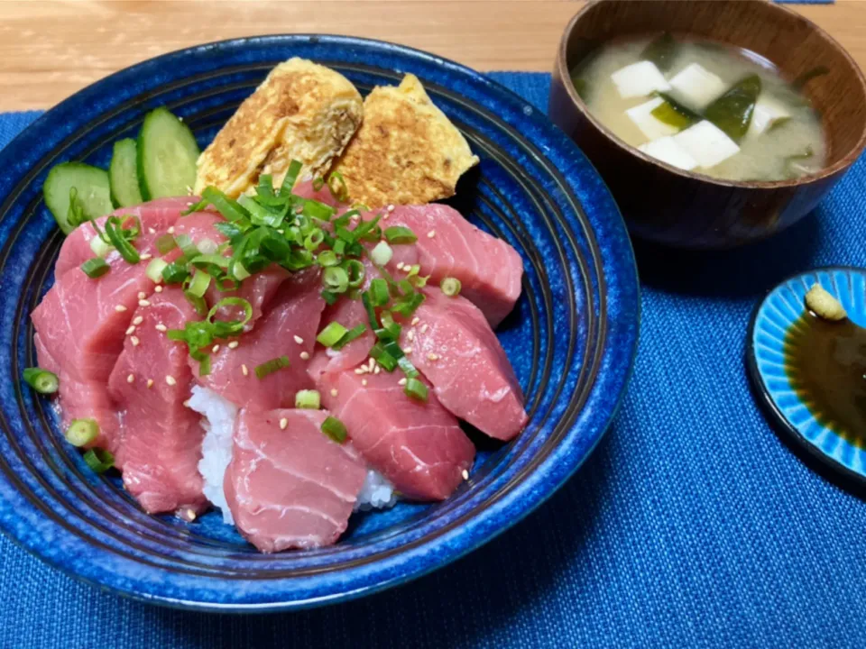 中トロまぐろ丼|青菜さん