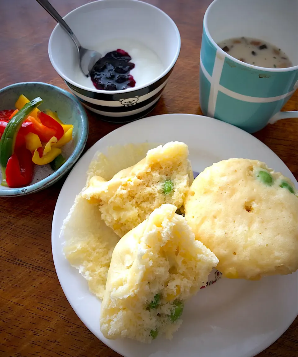 枝豆ととうもろこしの蒸しパン|さんだーさん