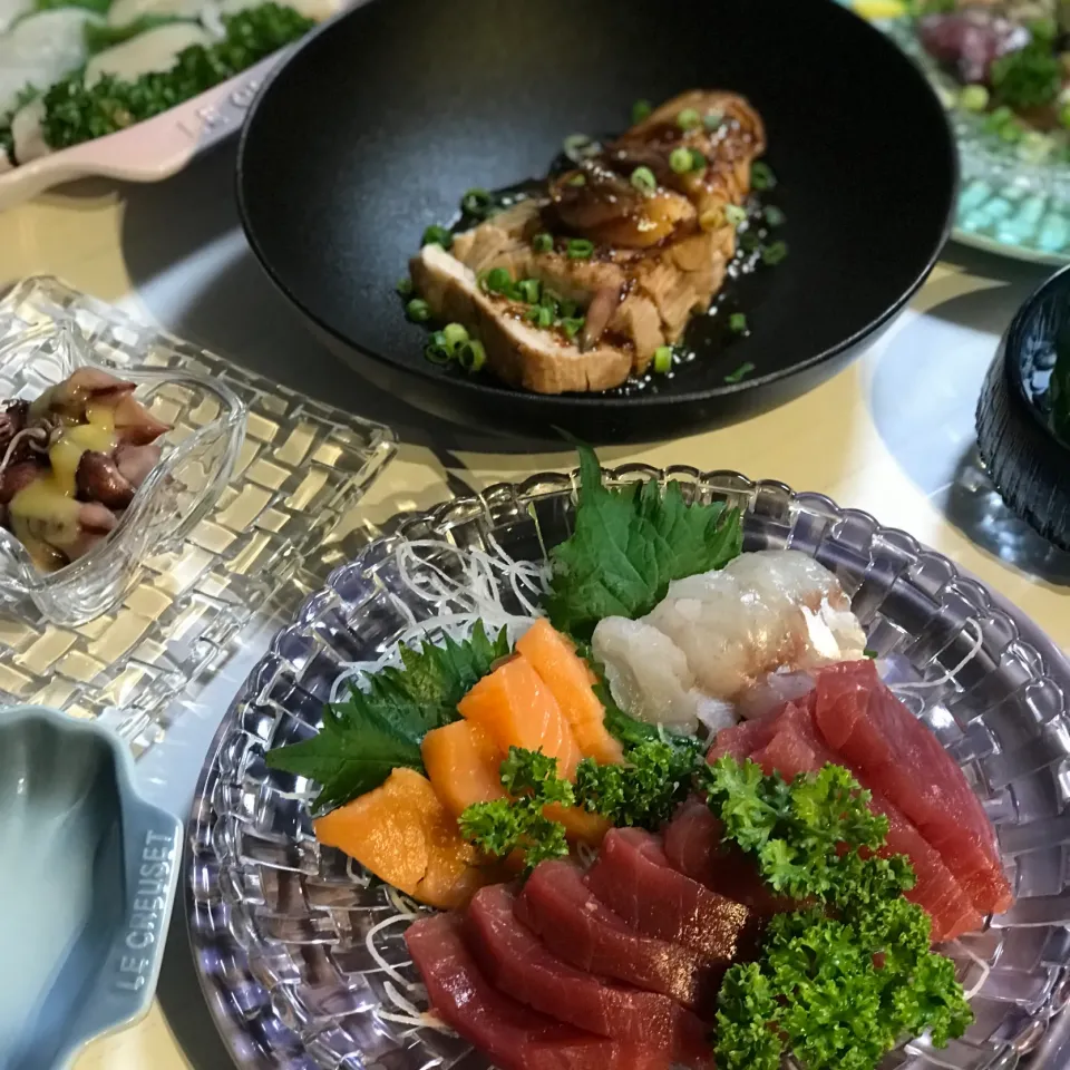 Snapdishの料理写真:#お刺身#お刺身の盛り合わせ#マグロステーキ#ホタルイカ|☆ゆきるん☆さん