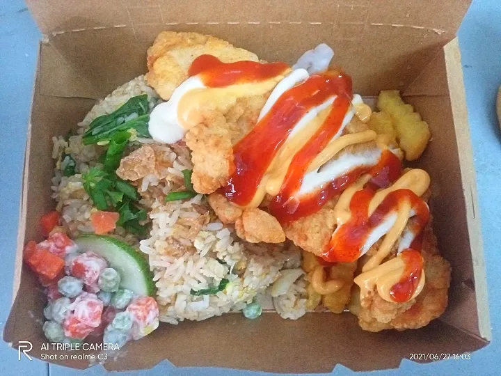 Nasi Goreng Chicken chop|Aiman rashidieさん