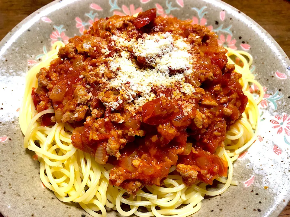 自家製トマト🍅のミートソースでパスタ|ひだまり農園さん