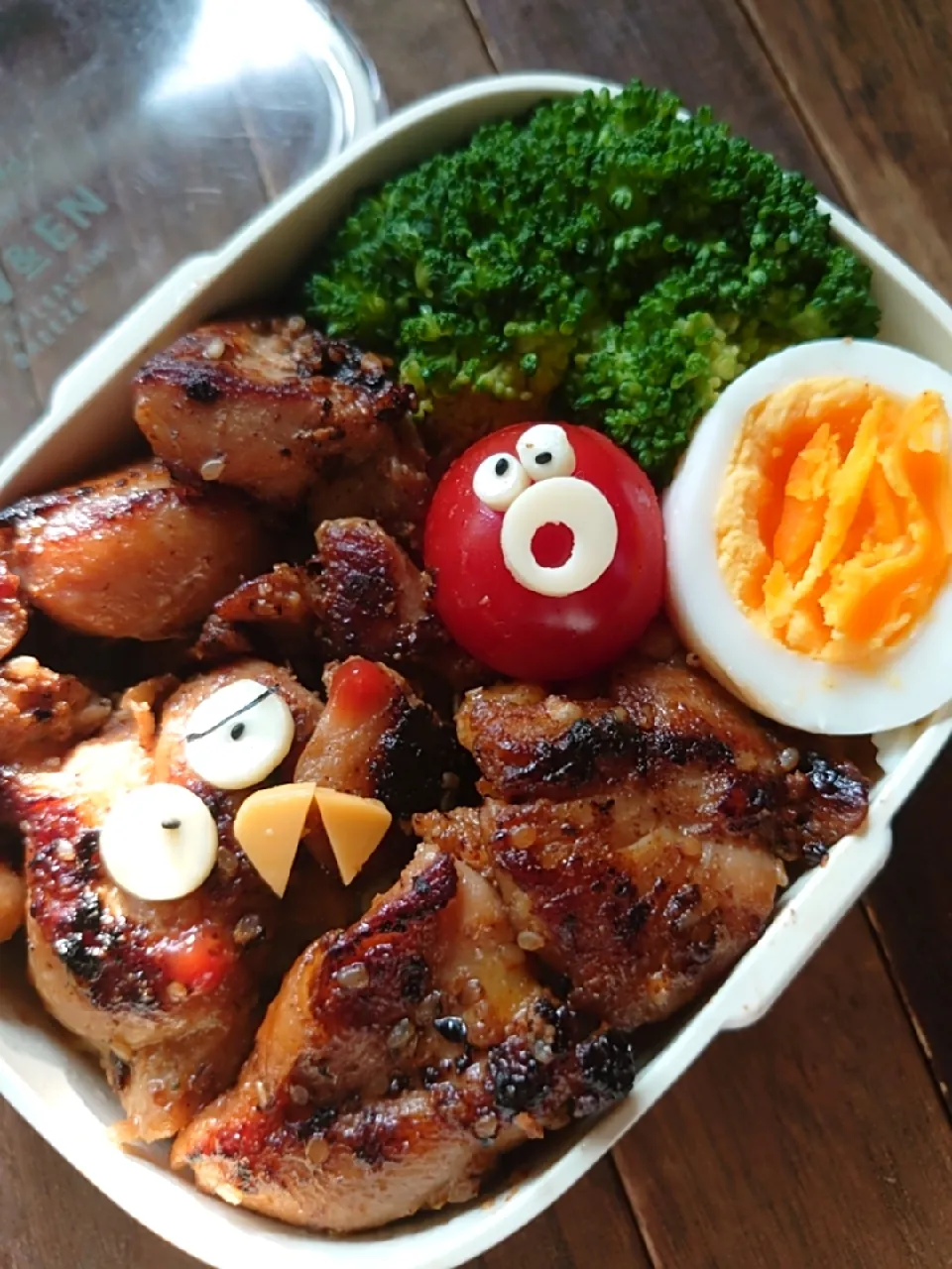 漢の…長女用🍱焼いて乗せたら焼き鳥丼弁当|ᵏᵒᵘさん