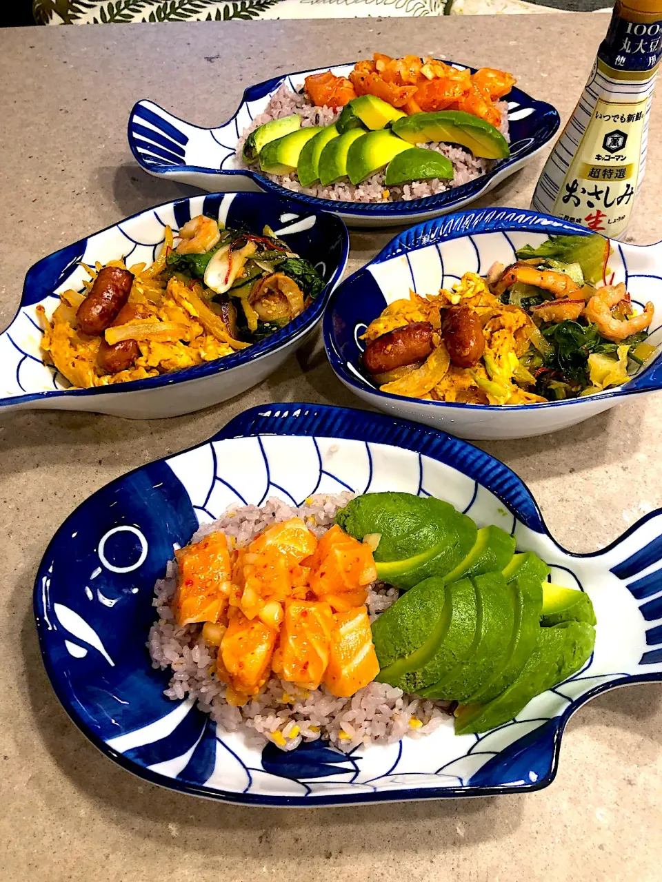 アボカド🥑サーモンポキ丼🍚！|Mayumiさん