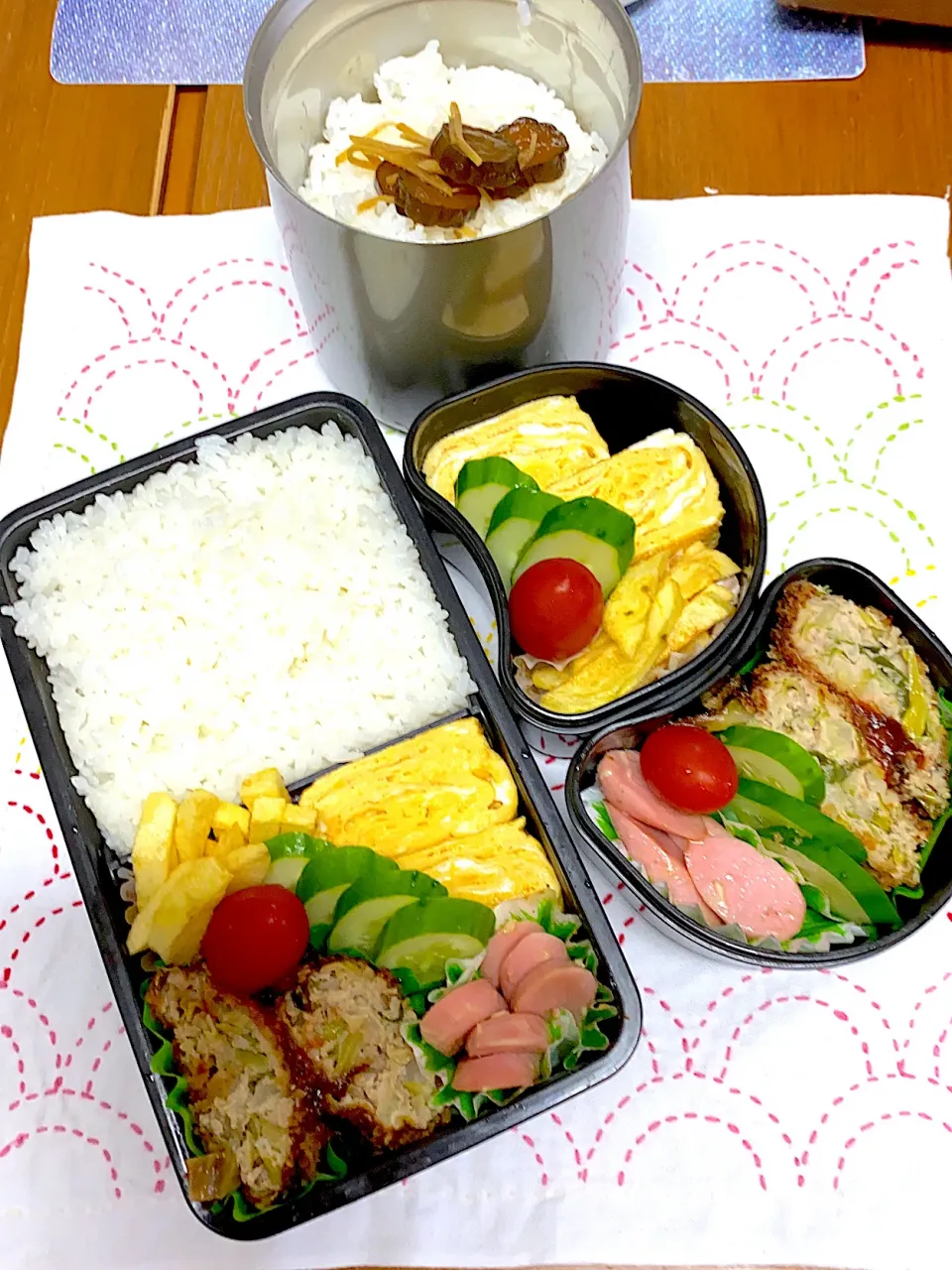 Snapdishの料理写真:7月13日火曜日キャベツコロッケ弁当|アッキーさん