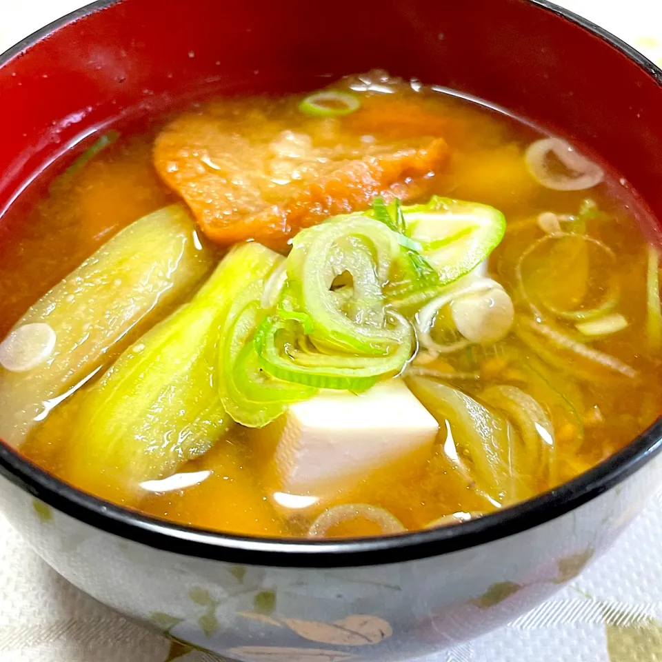 茄子と油麩の味噌汁|つるひめさん