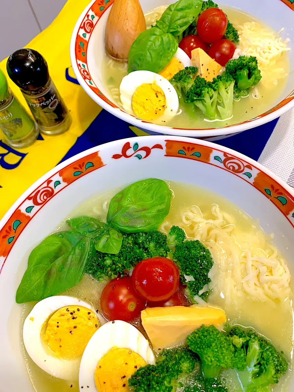 Snapdishの料理写真:サッポロ一番塩ラーメンで　夏ラーメン|シュトママさん