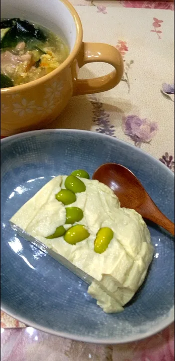 ´21．7/13
枝豆豆腐と具だくさんスープで晩ご飯😋|たえさん