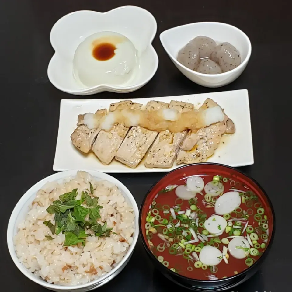 Snapdishの料理写真:梅の炊き込みご飯|Yukiさん