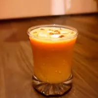 Snapdishの料理写真:mango shake👌 ❤❤|Tanya Bhakatさん