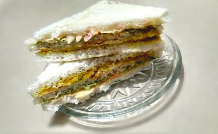 triple layer sandwich|Mi Kitchenさん