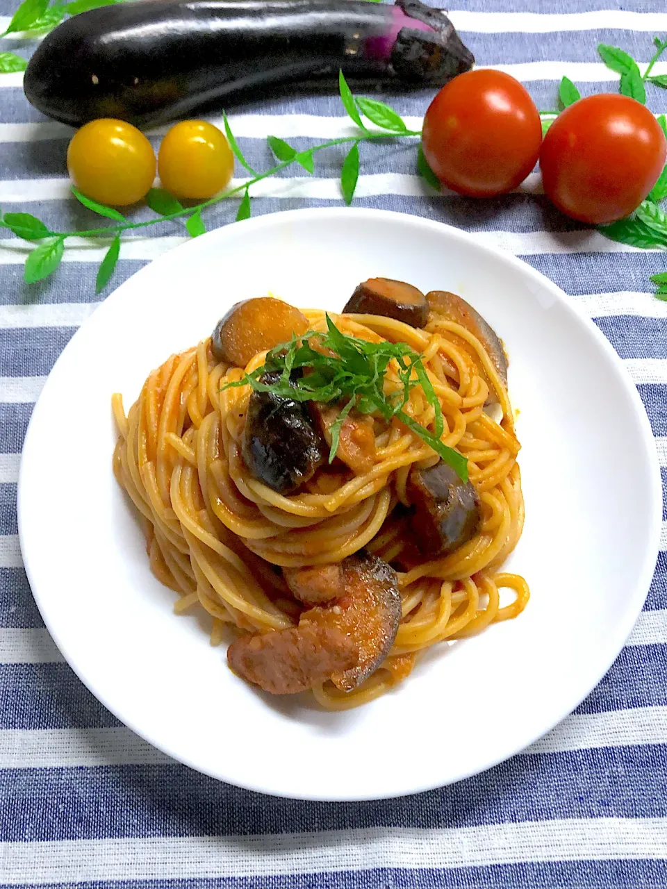 Snapdishの料理写真:ナスとトマトのパスタ|まめすけ⭐︎さん