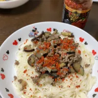 Snapdishの料理写真:茄子とひき肉のピリ辛そうめん|satomiさん