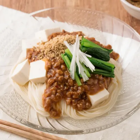 「ダイズラボ 麻婆豆腐の素 中辛」を使ってみたSnapdishの料理・レシピ写真:冷やし麻婆豆腐そうめん