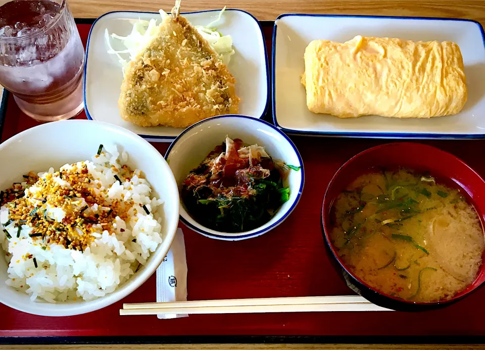 今日のランチ (まいどおおきに食堂のマイ定食？)|mottoさん