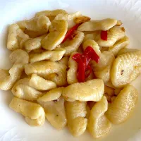 Home made gnocchi, gently stir fried with chilli, garlic, finally added a bit of home made shio kouji.|Sarahさん