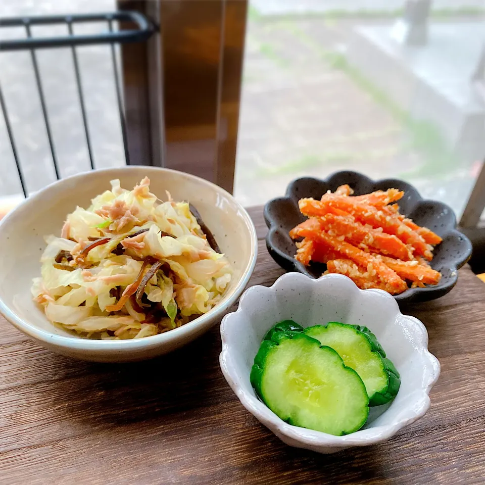 【キャベツのツナ昆布和え】                     【にんじんの味噌きんぴら】                     【きゅうりのお漬物】|なつきさん