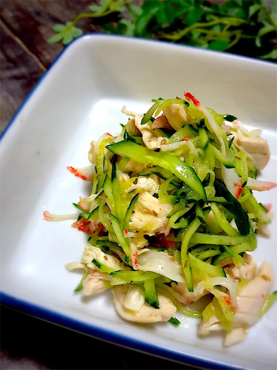 鶏ささみ🐓と胡瓜🥒とカニカマの中華サラダ🥗|みゆきさん