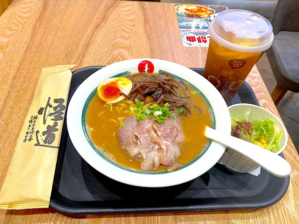 Pork ramen in miso soup|skyblueさん