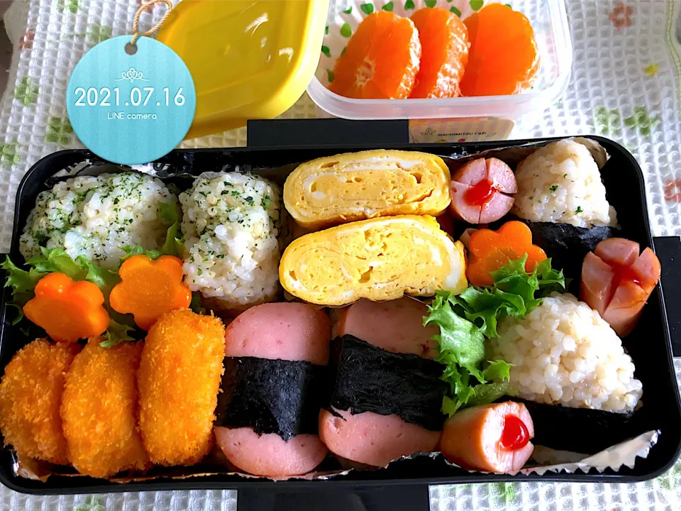 息子お弁当②おにぎり🍙✨🍀|harutomomamaさん