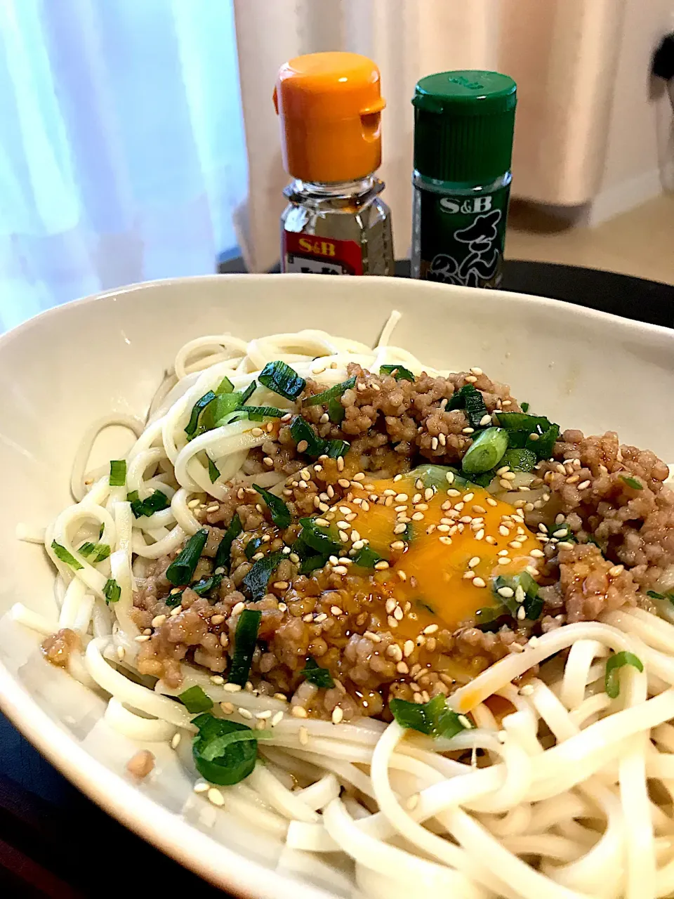 在宅勤務のお昼ご飯 ピリ辛肉味噌うどん|shioriさん