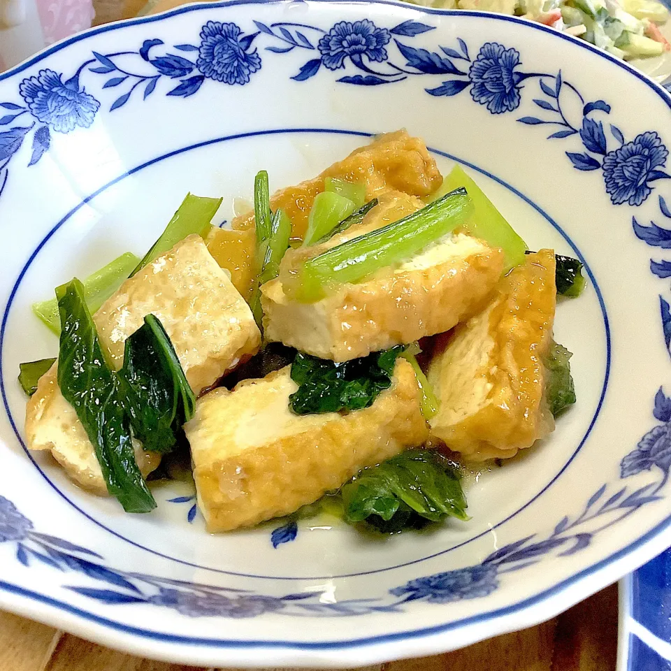 厚揚げと小松菜🥬のサッと煮|みずはらさん