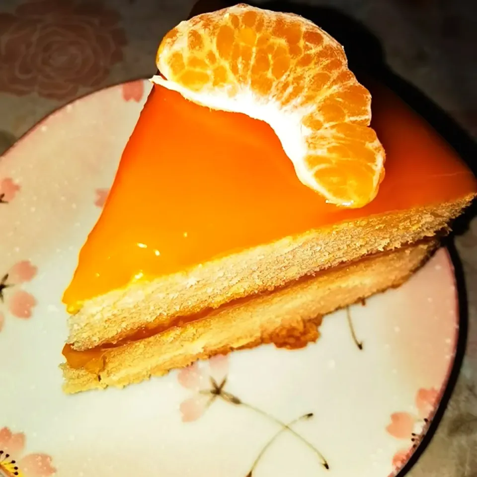 Snapdishの料理写真:Orange​ cake​ with​ fresh​ orange​ topping
IG​ bakefreshoven
Fb​ bake.fresh.oven​|Bake.fresh.oven​さん