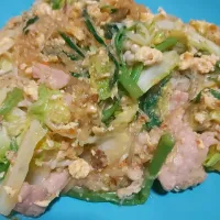 สุกี้หมูแห้ง|กรกช ชัยวรภักดิ์さん