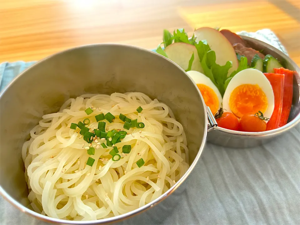 Snapdishの料理写真:JK盛岡冷麺文化祭弁当|Topollinoさん