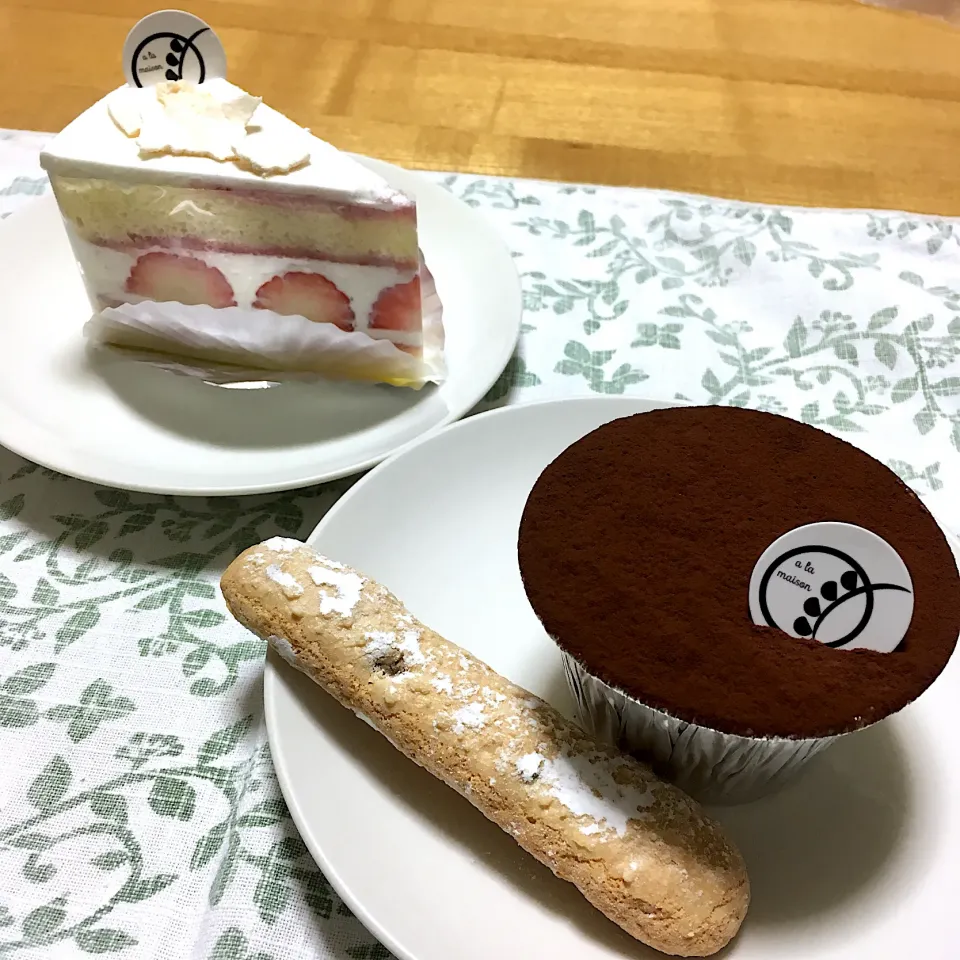 ティラミスアラメゾン、ショートケーキ @a la maison|こいちさん