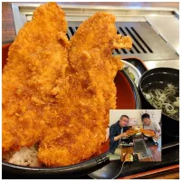 Snapdishの料理写真:メガわらじカツ丼