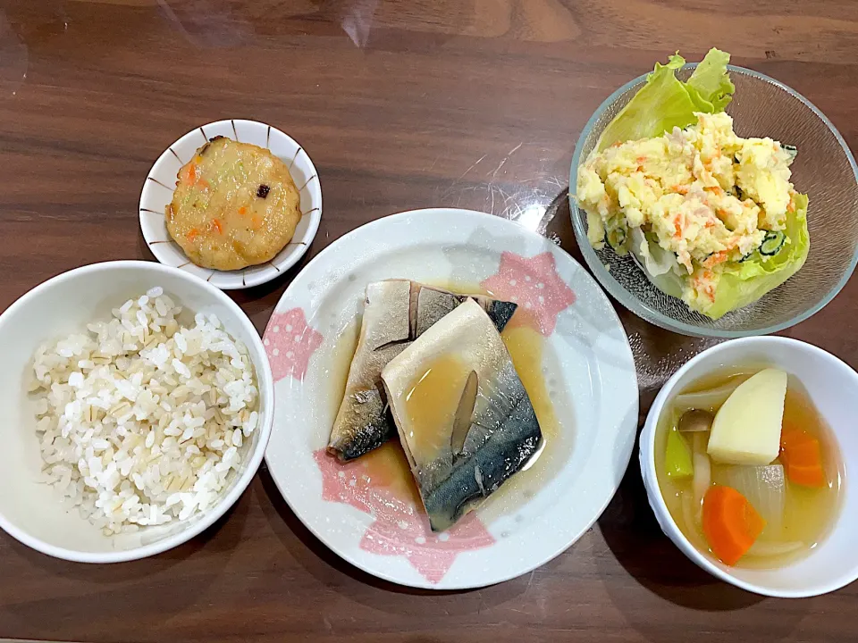 さば味噌煮　ポトフ　ポテトサラダ　大根もち|おさむん17さん