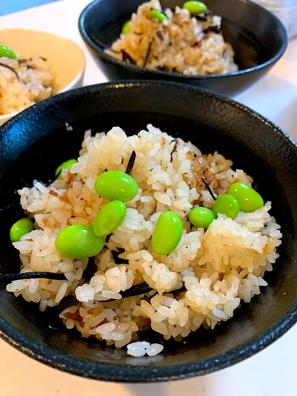 梅とひじきの炊き込みご飯|しばざきまりさん